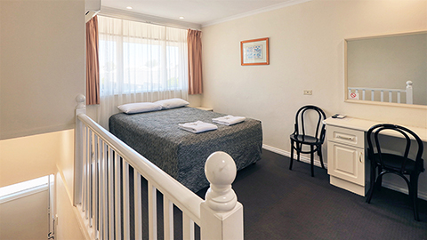 Upstairs Queen Room